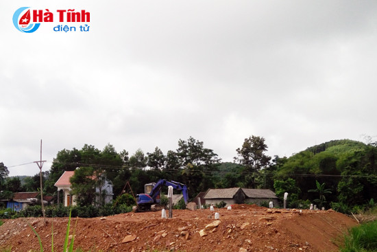 dan lan chiem dat lam mong nha chu tich truong cong an chang hay