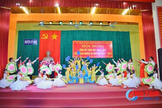 ky anh tiep tuc doi moi nang cao chat luong giao duc