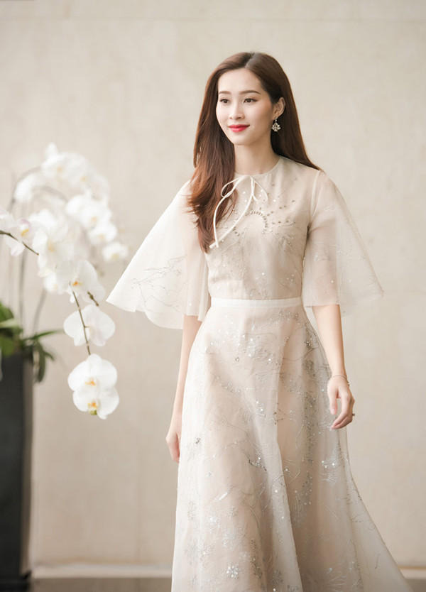 10 my nhan viet mac dep nhat tuan