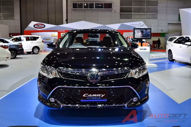 toyota camry 2017 duoc ven man tai dong nam a voi trang bi tot hon