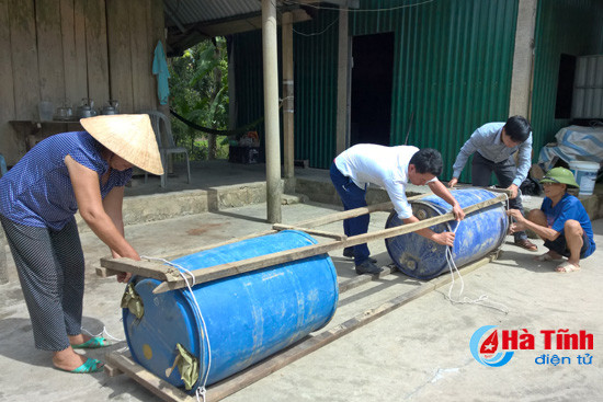 dan ron lu phuong my lam nha cao tang vuot lu