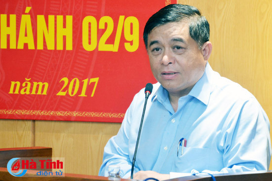 nguyen dong gop het suc minh cho su phat trien cua ha tinh