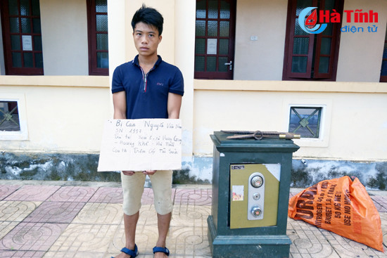 dot nhap nha dan cay ket sat trom 65 5 trieu dong