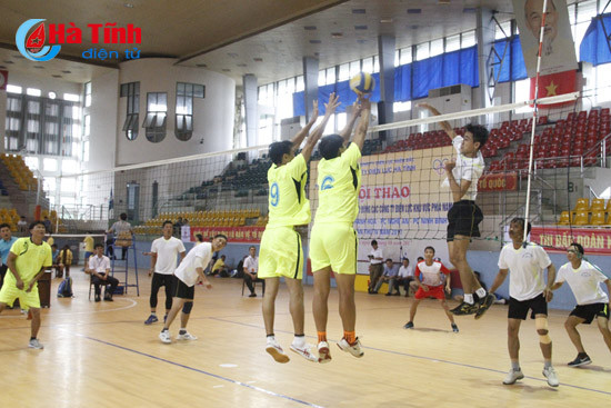 dien luc ha tinh gianh giai nhi toan doan hoi thao khu vuc