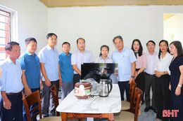 Ban Nội chính Tỉnh ủy bàn giao nhà cho trẻ mồ côi ở Thạch Hà 