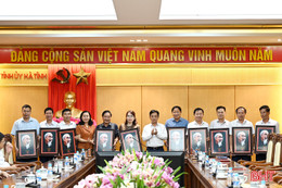 Gặp mặt 32 cán bộ thuộc diện Ban Thường vụ Tỉnh ủy quản lý nghỉ hưu
