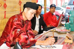 Gửi gắm kỳ vọng từ phong tục khai bút đầu năm