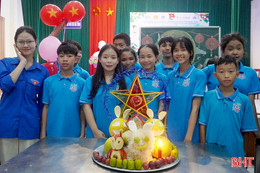 Trung thu đến sớm với Làng trẻ em mồ côi Hà Tĩnh