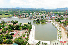 Hương Khê vững tin viết tiếp hành trình đổi mới