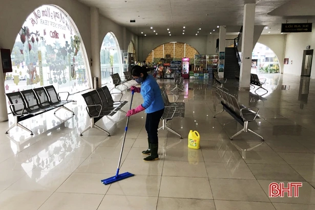 Doanh nghiệp vận tải hành khách Hà Tĩnh “bảo vệ” khách hàng trong mùa dịch Covid-19