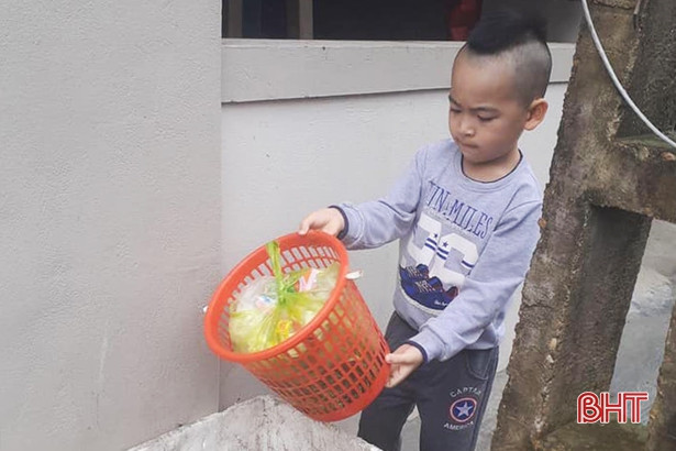 “Trung Kiên nhí” hào hứng với phong trào “Mỗi ngày một việc tốt”