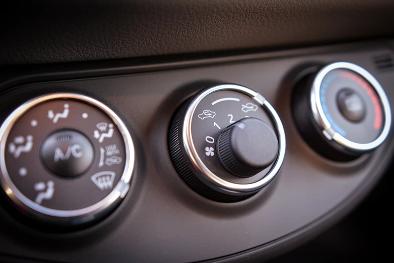 Bạn đã biết cách lấy gió trong, gió ngoài của ô tô?