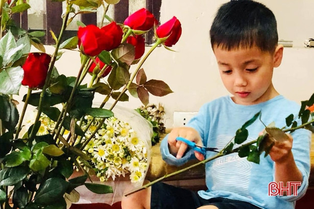 “Trung Kiên nhí” hào hứng với phong trào “Mỗi ngày một việc tốt”