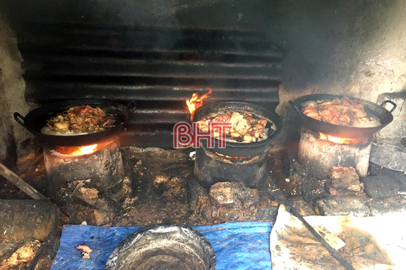 Phát hiện lò chế biến mỡ bẩn tại Hà Tĩnh