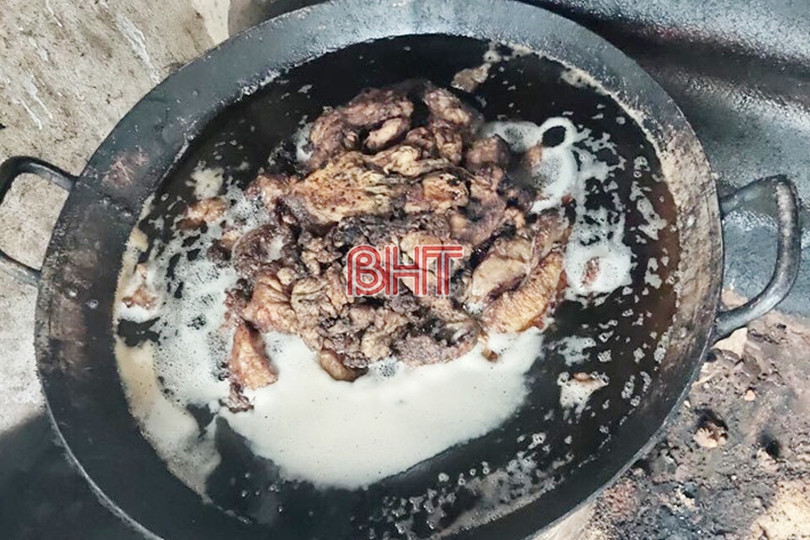 Phát hiện lò chế biến mỡ bẩn tại Hà Tĩnh