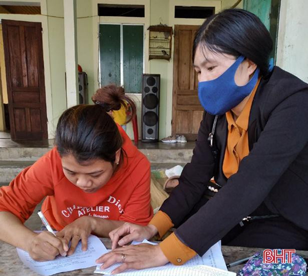 Mỗi cán bộ phụ nữ Hà Tĩnh là một tuyên truyền viên phòng chống dịch Covid- 19