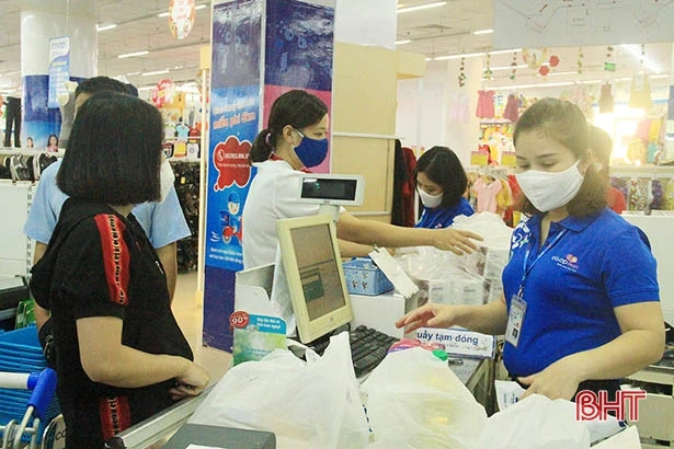 Mỗi người dân Hà Tĩnh hãy là một chiến sỹ trên trận tuyến mới chống dịch Covid-19