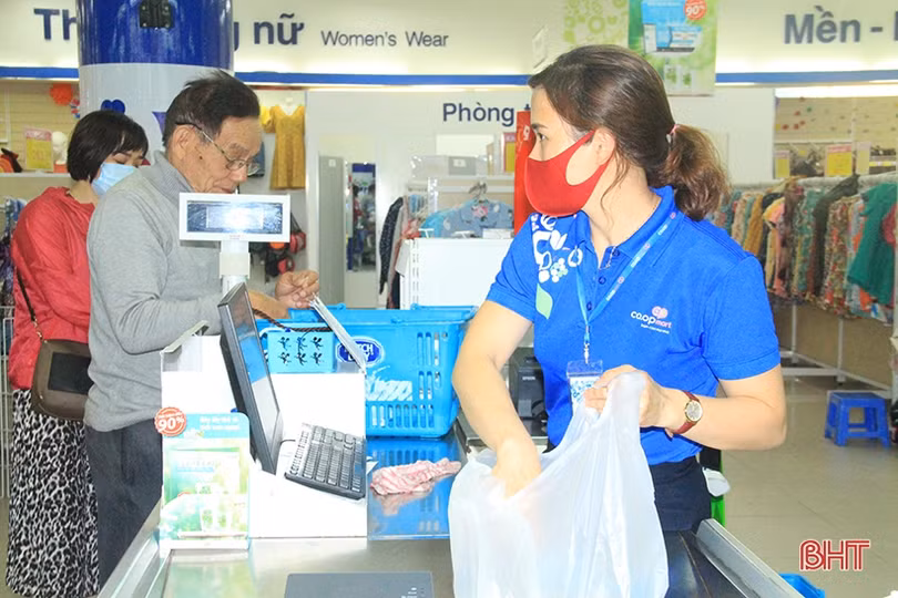 Hà Tĩnh không để thiếu hụt hàng hóa, nhu yếu phẩm trong bất kể hoàn cảnh nào