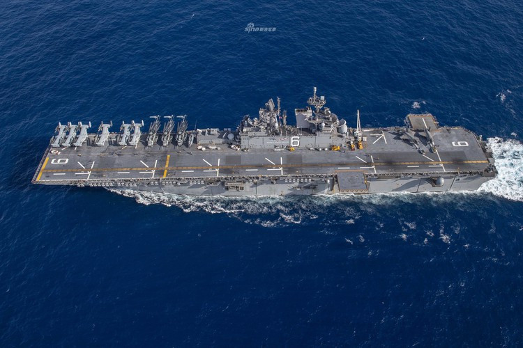Biên đội chiến hạm cực mạnh của hải quân Mỹ bất ngờ tập trận