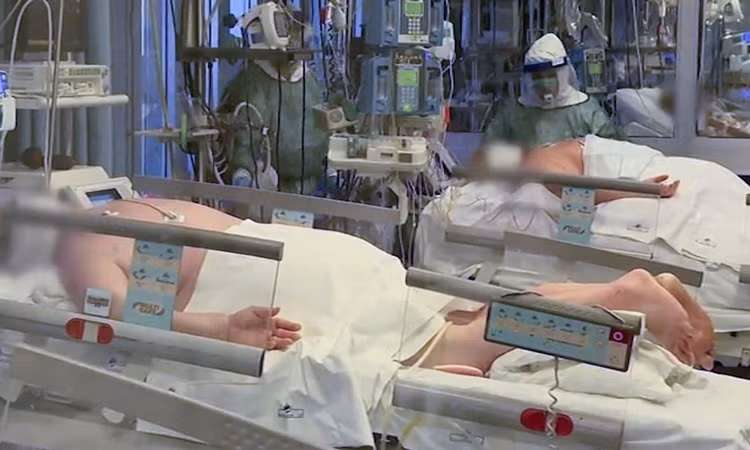 Chuyên gia cảnh báo Anh sắp trở thành Italy thứ hai