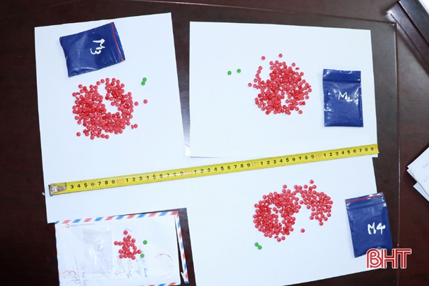 Vận chuyển 600 viên hồng phiến từ Cẩm Xuyên ra TP. Hà Tĩnh lấy tiền công