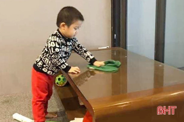 “Trung Kiên nhí” hào hứng với phong trào “Mỗi ngày một việc tốt”