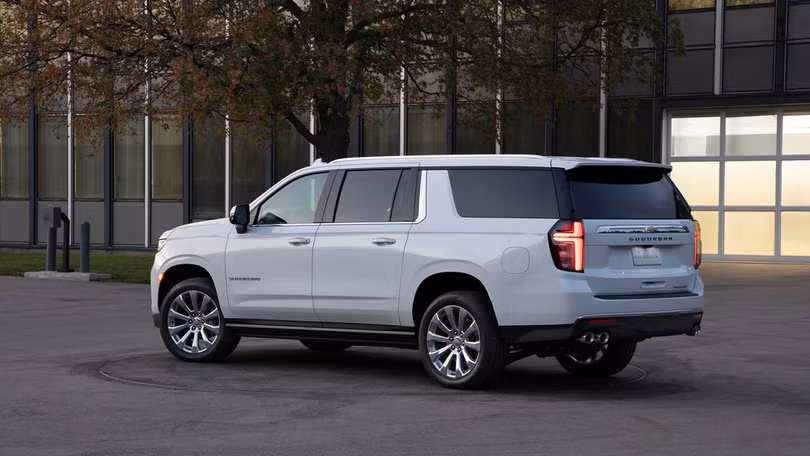 “Khủng long” Chevrolet Suburban 2021 nâng cấp toàn diện, giá không đổi