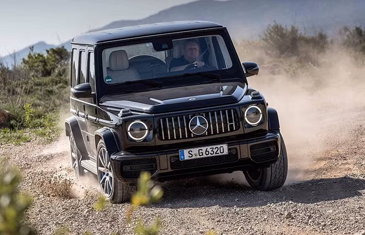 Khả năng lội nước của những “ông vua” gầm cao