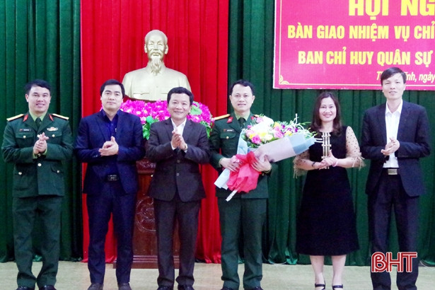 Trung tá Nguyễn Tiến Anh làm Chỉ huy trưởng Ban CHQS thành phố Hà Tĩnh