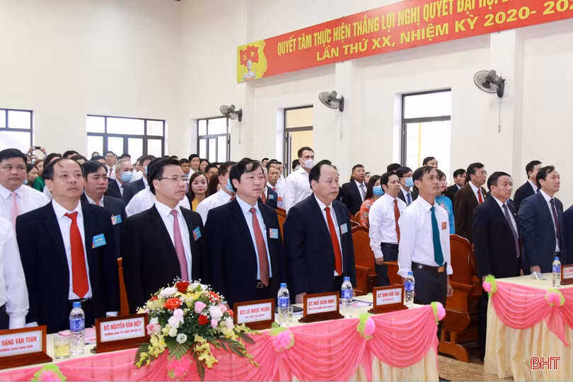 Đại hội Đảng bộ xã Hương Trạch bầu trực tiếp bí thư: Ông Cao Viết Hòa trúng cử với 100% số phiếu