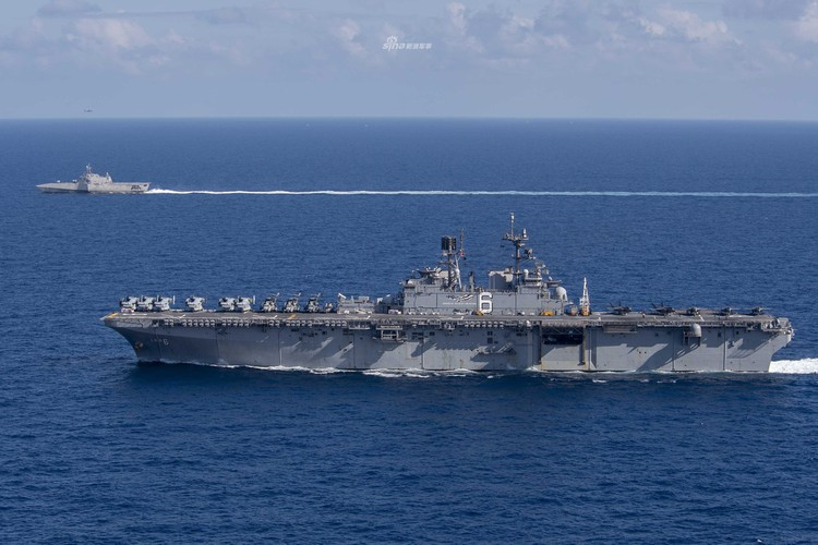 Biên đội chiến hạm cực mạnh của hải quân Mỹ bất ngờ tập trận