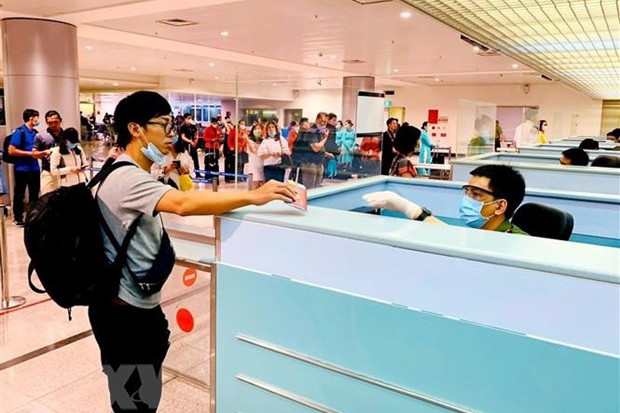 Việt Nam tạm dừng miễn thị thực đơn phương với công dân 8 nước châu Âu