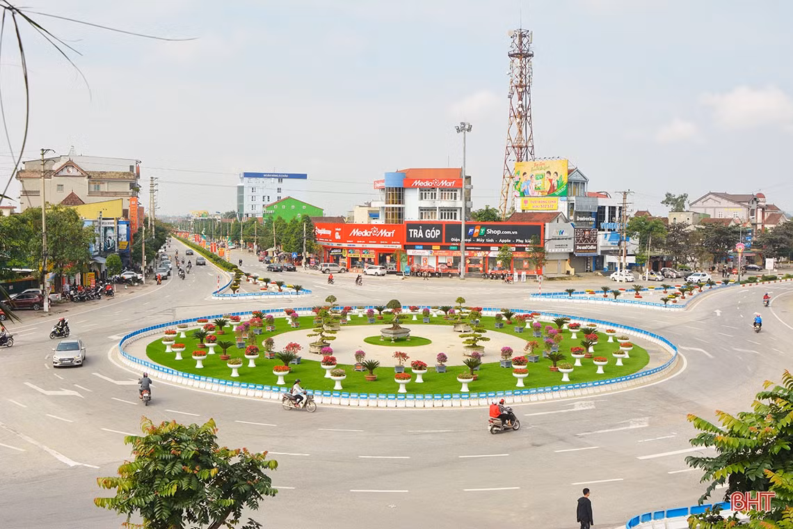 Xây dựng thị xã Hồng Lĩnh trở thành trung tâm kinh tế, văn hóa, xã hội phía Bắc Hà Tĩnh