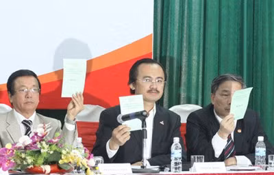 VPF ra đời sau hai tháng rưỡi kể từ ngày bầu Kiên cướp diễn đàn VFF đòi thay đổi cách quản lý bóng đá Việt Nam.