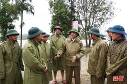 Chủ tịch UBND tỉnh: Theo sát diễn biến mưa lũ, điều tiết xả tràn phù hợp, đảm bảo an toàn hạ du