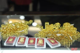 Giá vàng hôm nay 13/5/2025: Lao dốc thê thảm, người ôm vàng lo "sốt vó"