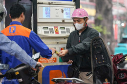 Giá xăng dầu có thể được điều chỉnh sớm hơn