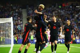 Yamal lập siêu phẩm giúp Barca vô địch La Liga trước 2 vòng đấu