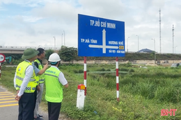 Hà Tĩnh điều chỉnh biển báo giao thông theo đơn vị hành chính mới