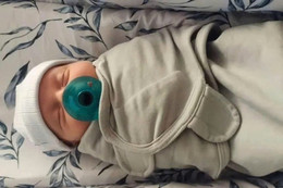 'Em bé già nhất thế giới' chào đời từ phôi đông lạnh suốt 30 năm