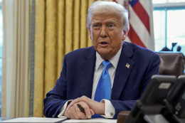 Ông Trump ký sắc lệnh cấm nhập cảnh với công dân 12 nước