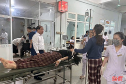Tập trung cứu chữa nạn nhân vụ tai nạn nghiêm trọng tại Hà Tĩnh