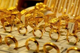 Giá vàng hôm nay 28/5/2025: Vàng trong nước, thế giới đồng loạt giảm mạnh 