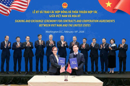 Tổng Bí thư chứng kiến Việt Nam mua 'siêu máy' điều trị ung thư của Mỹ