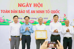 Cảng quốc tế Lào - Việt tổ chức ngày hội toàn dân bảo vệ an ninh Tổ quốc 