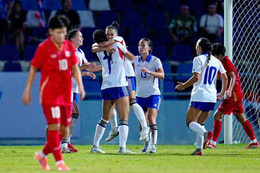 Hạ gục nữ Thái Lan, Philippines đá chung kết với tuyển nữ Việt Nam