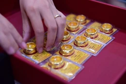 Giá vàng hôm nay 7/5/2025: Giá vàng trong nước tăng vượt ngưỡng