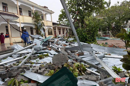 Vingroup hỗ trợ hơn 400 trường học ở Hà Tĩnh khắc phục hậu quả mưa bão