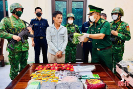 Bắt đối tượng vận chuyển 14 kg ma túy qua biên giới Hà Tĩnh