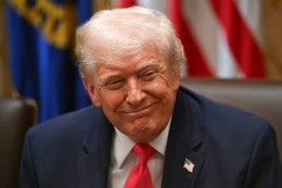 Ông Trump: Campuchia, Thái Lan đồng ý ngừng bắn